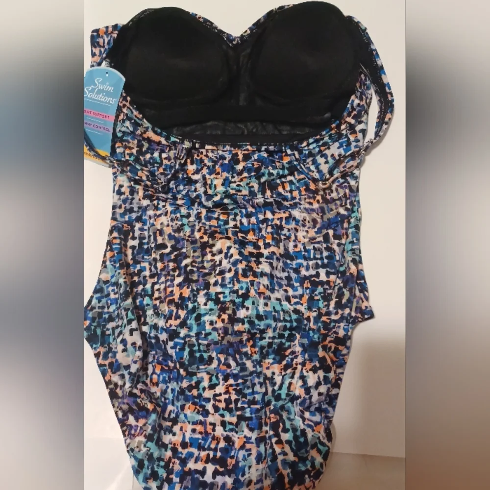 SWIM Solutions Women's Black Multi-Color Sherred Swimsuit. Size 16 - Picture 8 of 16